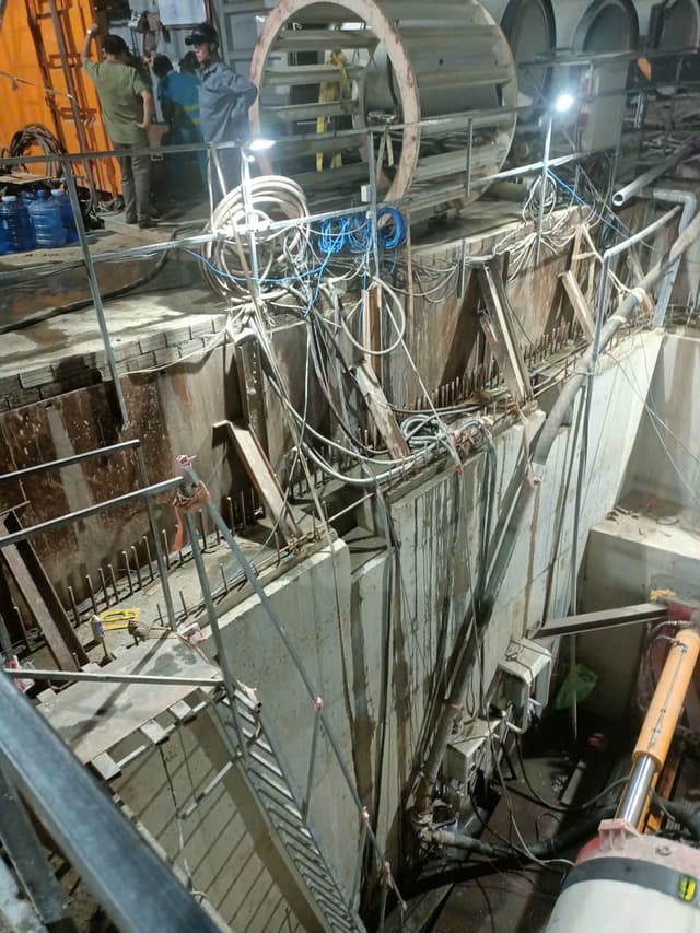 Thi công hệ thống điện nước dân dụng